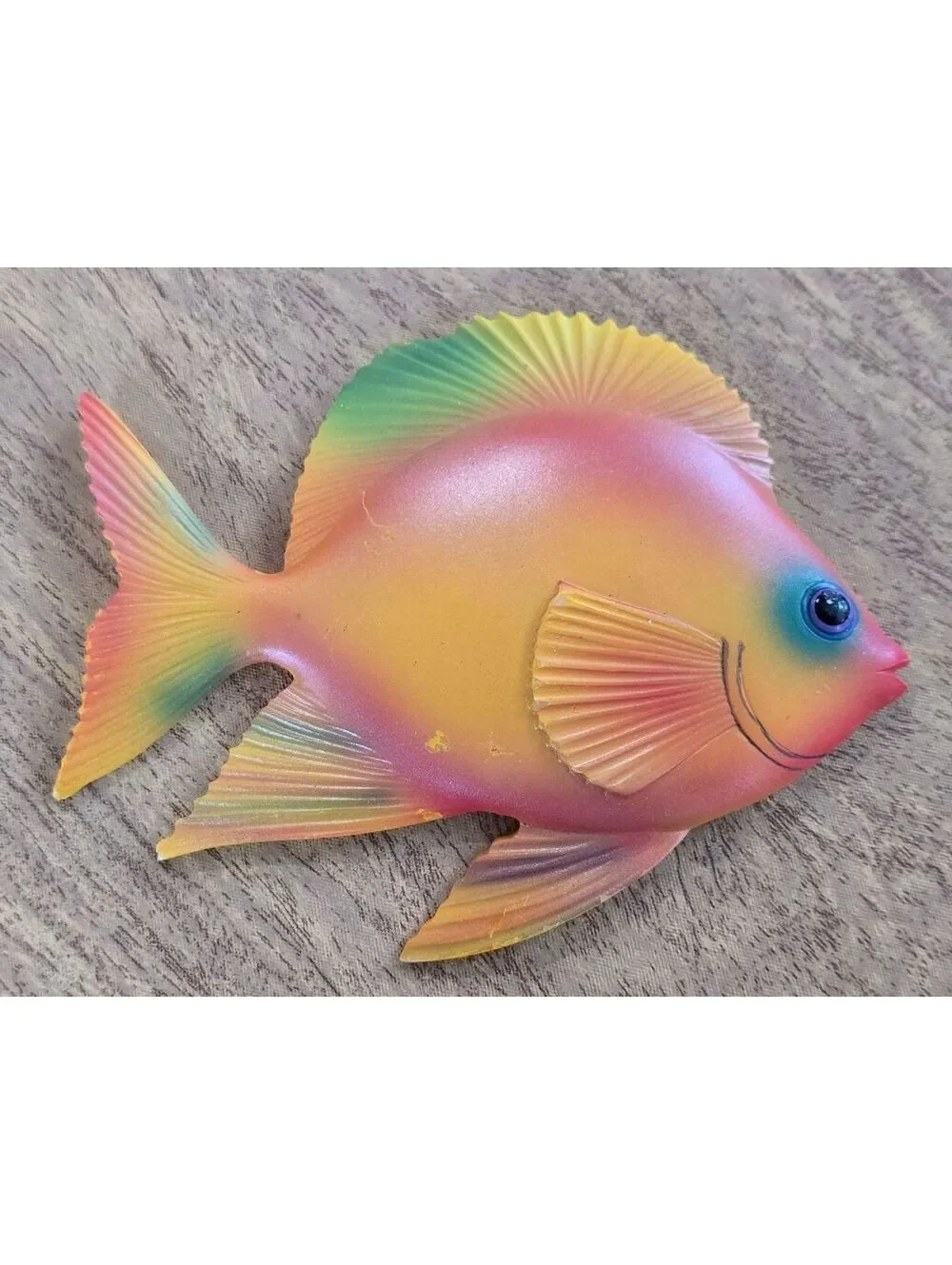 Vintage 2004 Art Americana Tropical Fish Resin Wall Plaques Hangings Decor